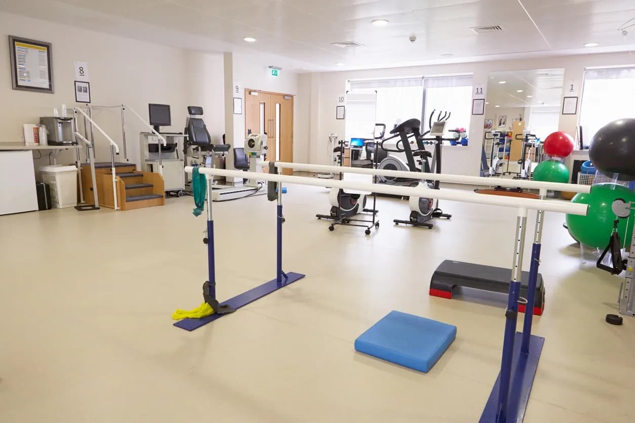 Spine physiotherapy unit at Isapure Multispeciality Hospital Miraj Maharashtra